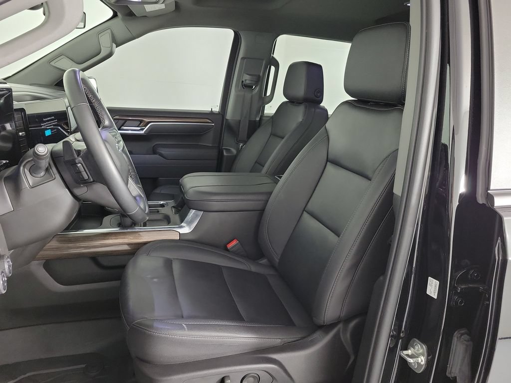 Used 2025 Chevrolet Silverado 1500 RST w/ Convenience Package II AWD/4WD image 15