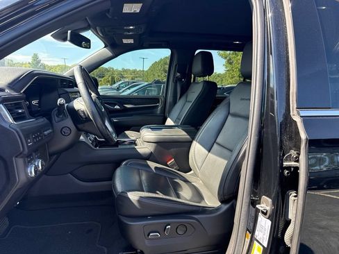 Used 2022 GMC Yukon Denali AWD/4WD image 10