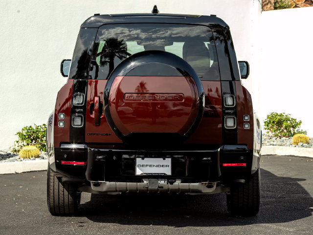 New 2026 Land Rover Defender 130 X-Dynamic SE AWD/4WD image 8