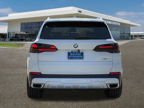 New 2026 BMW X5 sDrive40i image 9