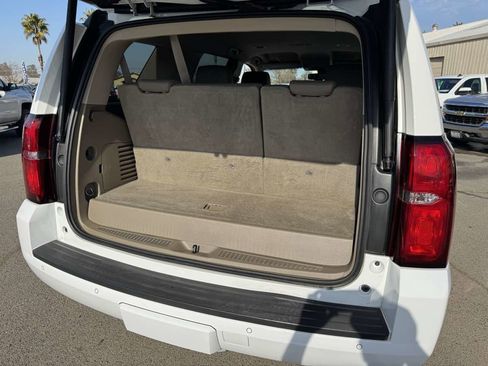 Used 2016 Chevrolet Tahoe LT w/ Luxury Package image 18