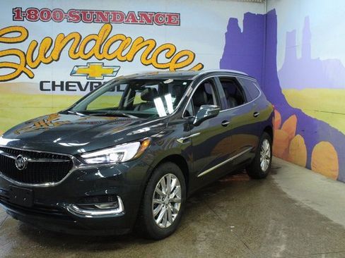 Used 2019 Buick Enclave Premium image 2