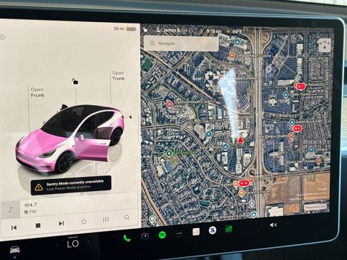 Used 2023 Tesla Model Y Long Range AWD/4WD image 25