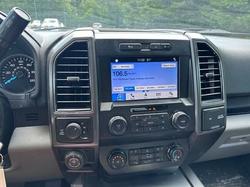 Used 2019 Ford F150 XLT w/ Equipment Group 302A Luxury AWD/4WD image 14