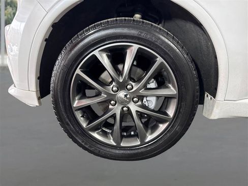 Used 2017 Dodge Durango GT w/ Premium Group image 21