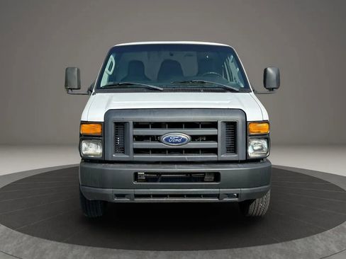 Used 2015 Ford E-350 and Econoline 350 Super Duty image 2