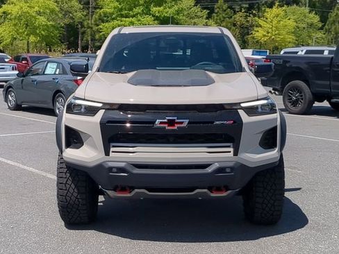 New 2026 Chevrolet Colorado ZR2 w/ Technology Package AWD/4WD image 13