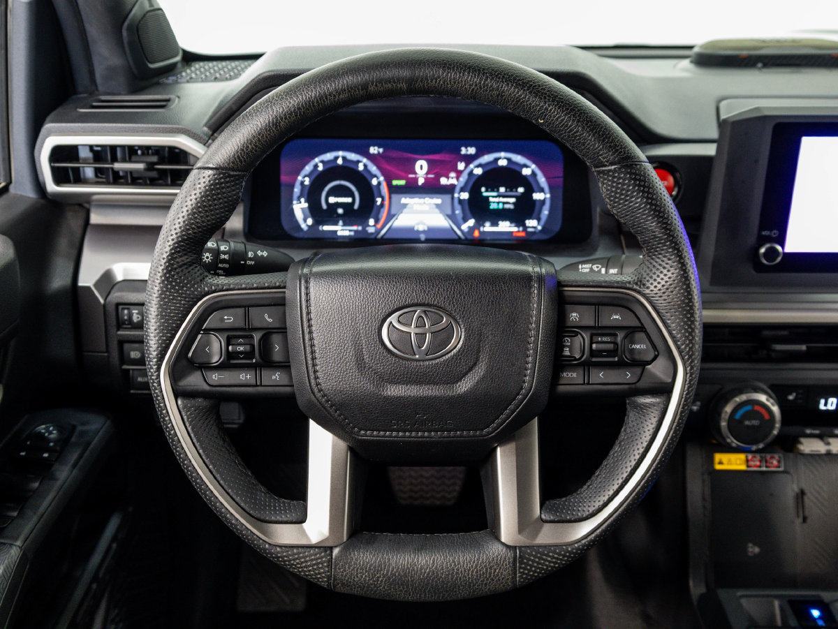 Used 2025 Toyota Tacoma TRD Off-Road w/ TRD Off Road Upgrade Package AWD/4WD image 22