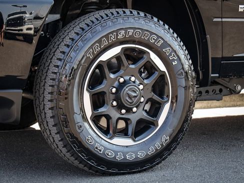 Used 2026 RAM 2500 Laramie AWD/4WD image 11