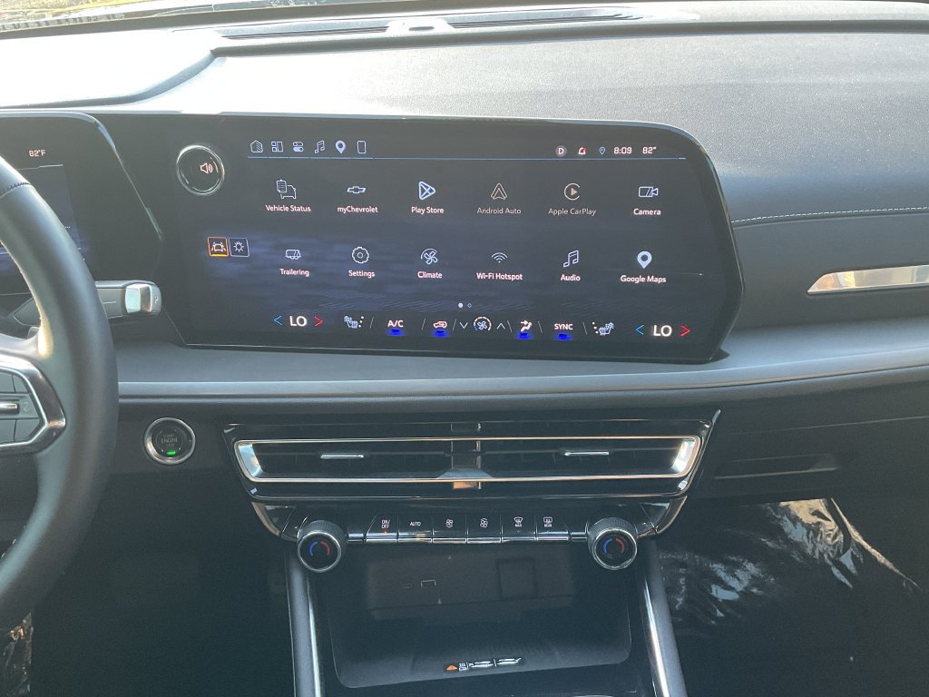 Used 2026 Chevrolet Traverse LT FWD image 27