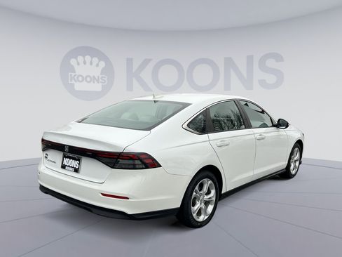 Used 2023 Honda Accord LX image 7