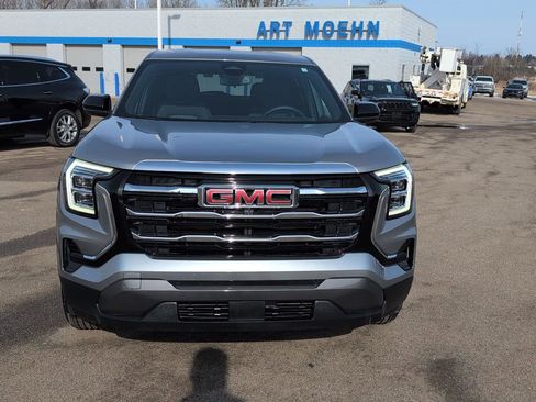 Used 2025 GMC Terrain Elevation image 11