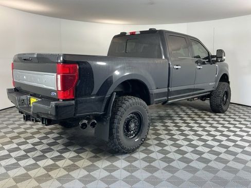 Used 2020 Ford F350 Limited image 4
