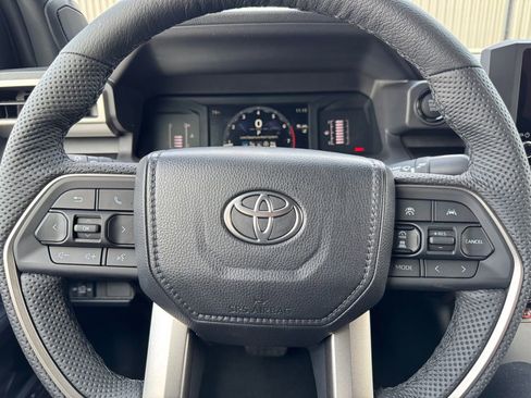 New 2025 Toyota Tacoma SR5 image 31