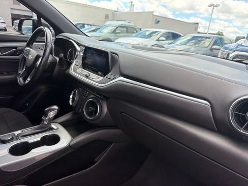 Used 2020 Chevrolet Blazer LT AWD/4WD image 23