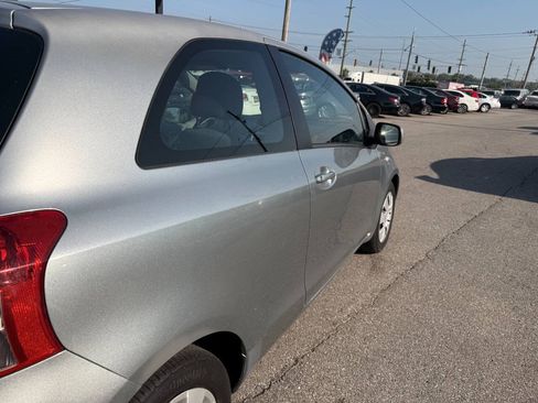 Used 2008 Toyota Yaris 2-Door Hatchback FWD image 28