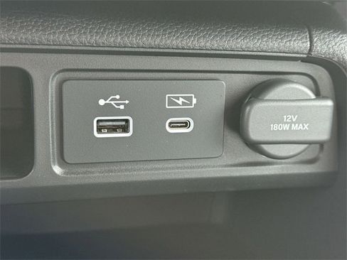 Certified 2025 Honda Pilot EX-L image 37