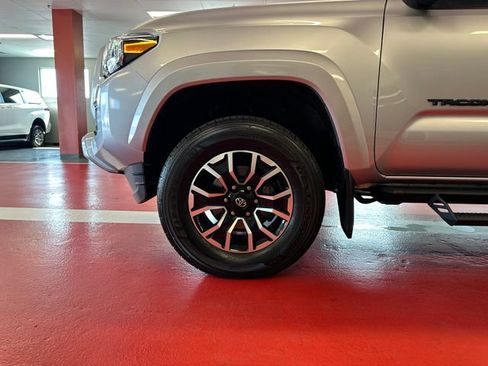 Certified 2023 Toyota Tacoma TRD Sport AWD/4WD image 26