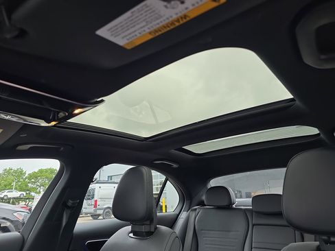 Certified 2025 Mercedes-Benz C 300 Sedan image 33