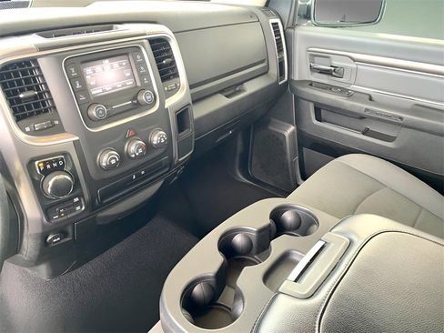 Used 2024 RAM 1500 Classic SLT image 37