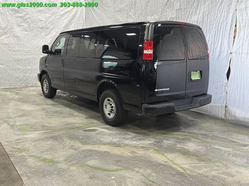 Used 2019 Chevrolet Express 2500 LS w/ Driver Convenience Package RWD image 7