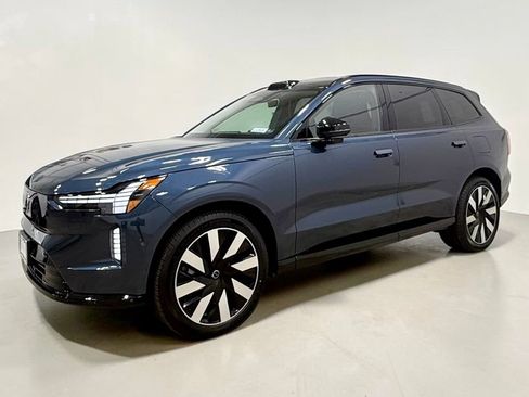 Used 2025 Volvo EX90 Ultra AWD/4WD image 7
