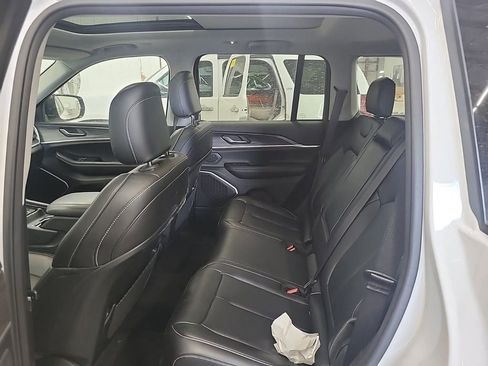 Used 2024 Jeep Grand Cherokee Limited 4xe image 11