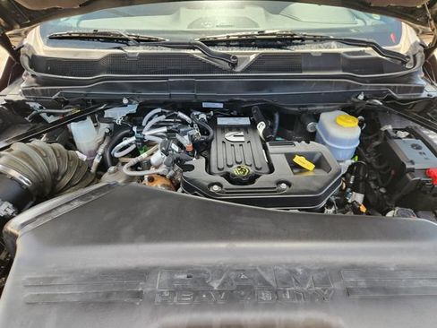 Used 2025 RAM 2500 Laramie w/ Night Edition AWD/4WD image 31
