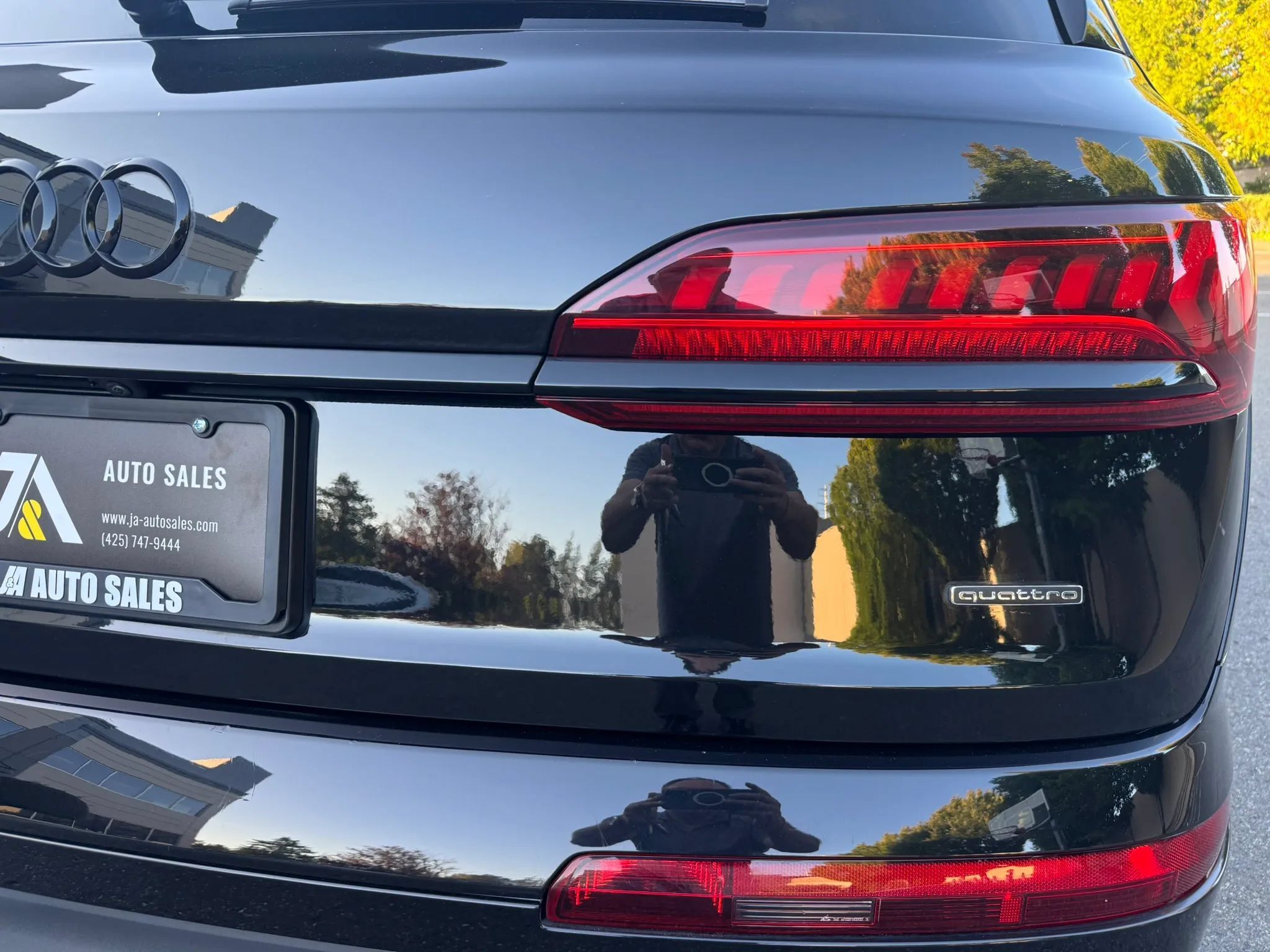 Used 2022 Audi Q7 3.0T Premium Plus w/ Premium Plus Package AWD/4WD image 18