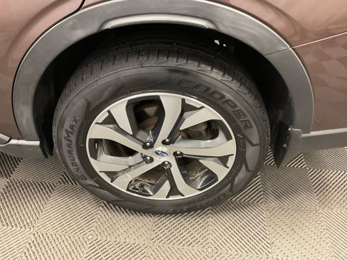 Used 2020 Subaru Outback Limited w/ Popular Package #2 AWD/4WD image 13
