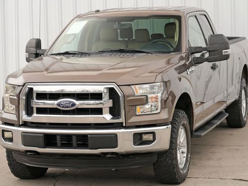 Used 2016 Ford F150 XLT w/ Equipment Group 301A Mid image 40