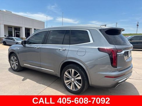 Used 2022 Cadillac XT6 Premium Luxury FWD image 4