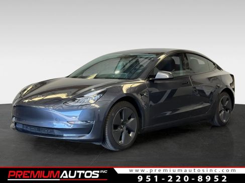 Used 2022 Tesla Model 3 Long Range AWD/4WD image 1