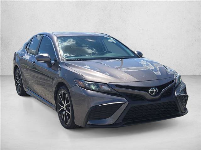 Used 2023 Toyota Camry SE w/ Convenience Package FWD image 3