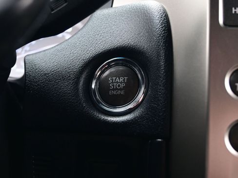 Used 2021 Lexus GX 460 Premium w/ Accessory Package AWD/4WD image 22