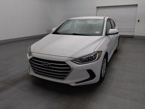 Used 2018 Hyundai Elantra SE FWD image 15