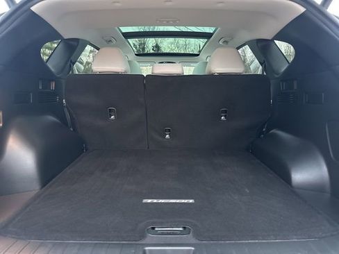 Used 2024 Hyundai Tucson Limited image 9