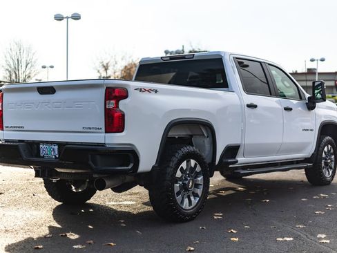 Used 2024 Chevrolet Silverado 2500 Custom w/ Custom Value Package image 35
