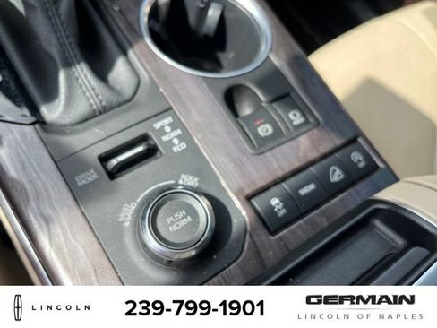 Used 2020 Toyota Highlander Limited AWD/4WD image 24