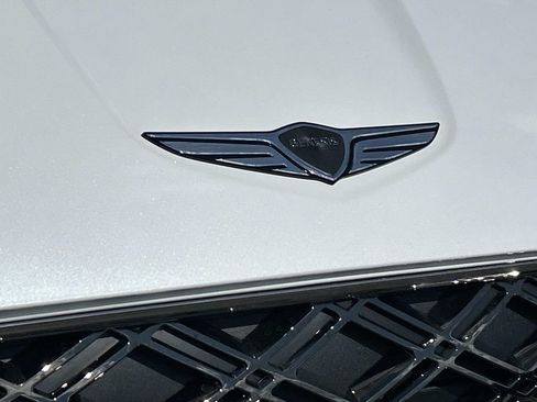 New 2027 Genesis GV70 2.5T Advanced AWD/4WD image 11