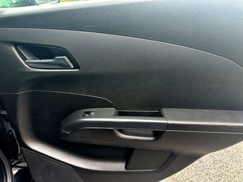 Used 2015 Chevrolet Sonic LT image 13