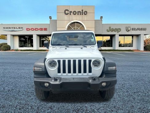 Used 2022 Jeep Wrangler Unlimited Sport AWD/4WD image 8