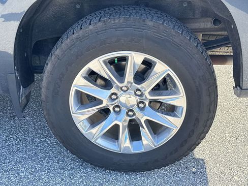 Used 2022 Chevrolet Silverado 1500 LTZ AWD/4WD image 12