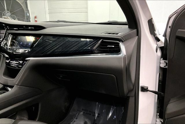 Used 2023 Cadillac XT6 Premium Luxury AWD/4WD image 19