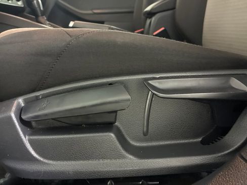 Used 2018 Volkswagen Jetta S w/ Cold Weather Package image 16