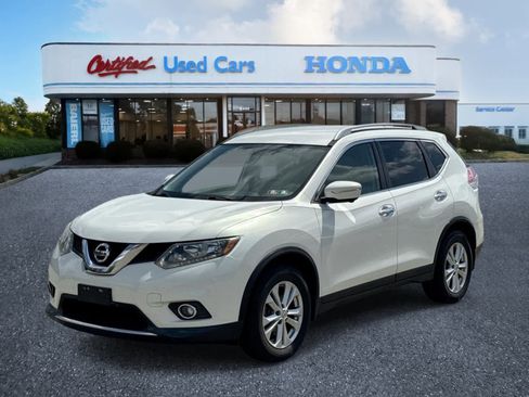 Used 2014 Nissan Rogue SV w/ SV Premium Package FWD image 1