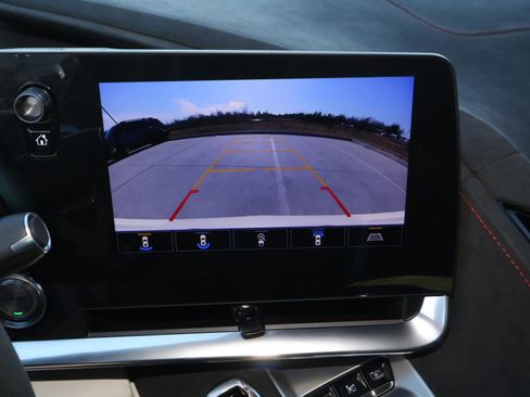 Used 2023 Chevrolet Corvette Stingray Premium Conv w/ Z51 Performance Package image 27