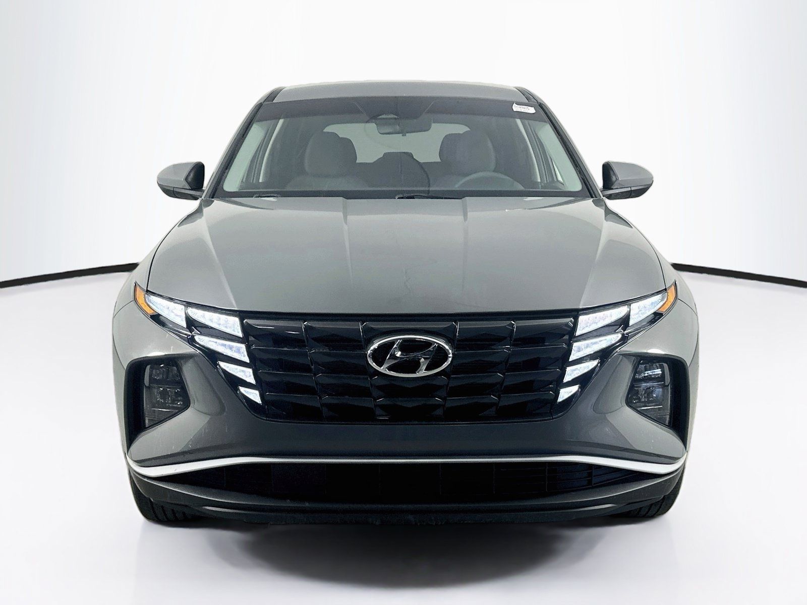 Used 2024 Hyundai Tucson SE FWD image 2