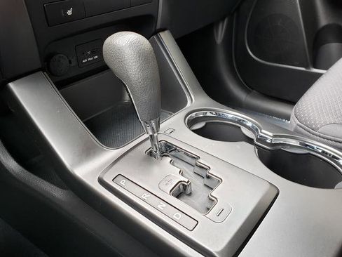 Used 2011 Kia Sorento LX w/ Convenience Pkg image 25