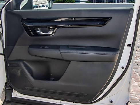 Certified 2024 Honda CR-V EX-L image 13